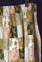 Load image into Gallery viewer, Reworked Floral Pattern Skirt
